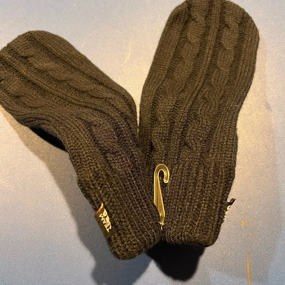 New Team USA Mittens GO USA Official Winter Olympics Navy Blue Gloves Cable Knit